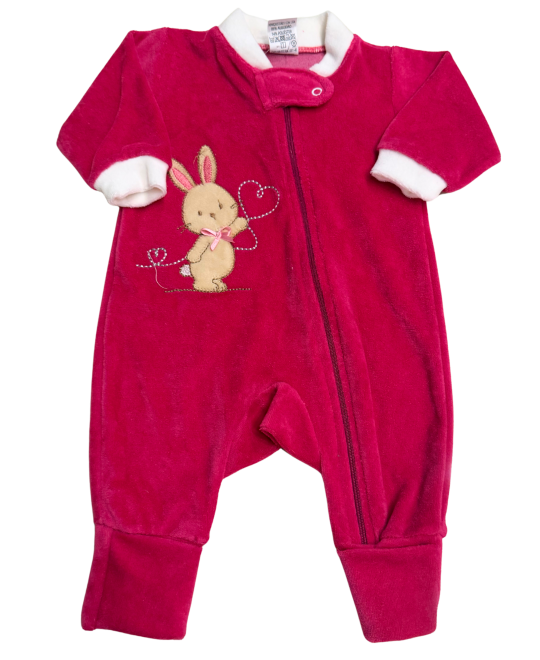 Macacão Bebê Coelhinha Coração em Plush Celui